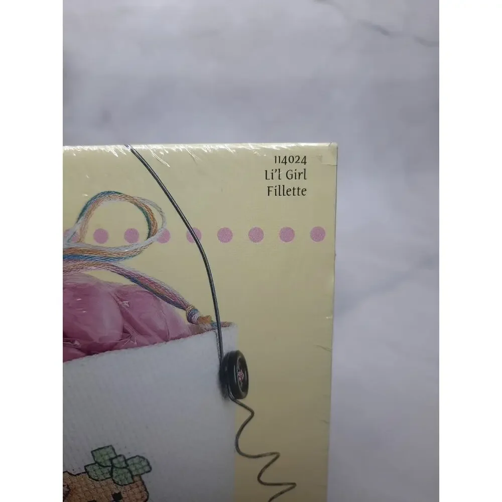 Leisure Arts Counted Cross Stitch Kit Li'l Girl Quick Gift Pockets